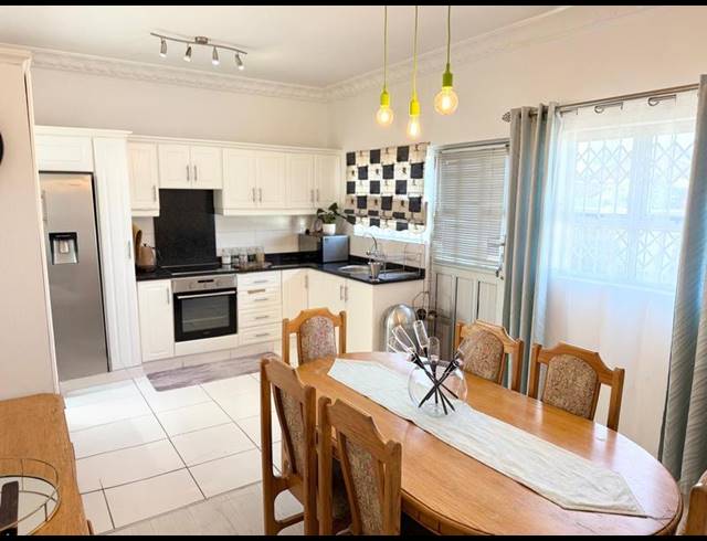 3 BEDROOM HOUSE FOR SALE IN SHALLCROSS